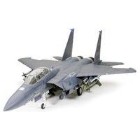 Boeing / McDonnell Douglas F - 15E Strike Eagle w/ Bunker Buster Scale: 1:32 - Tamiya - ModelCars.com