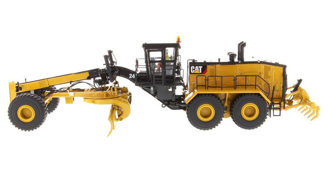 CAT Caterpillar 24 Motor Grader with Operator High Line Series 1/50 Diecast Model by Diecast Masters-Diecast Masters-ModelCars.com