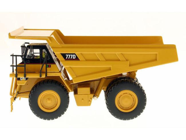 CAT Caterpillar 777D Off Highway Dump Truck with Operator "Core Classics Series" 1/50 Diecast Model by Diecast Masters-Diecast Masters-ModelCars.com