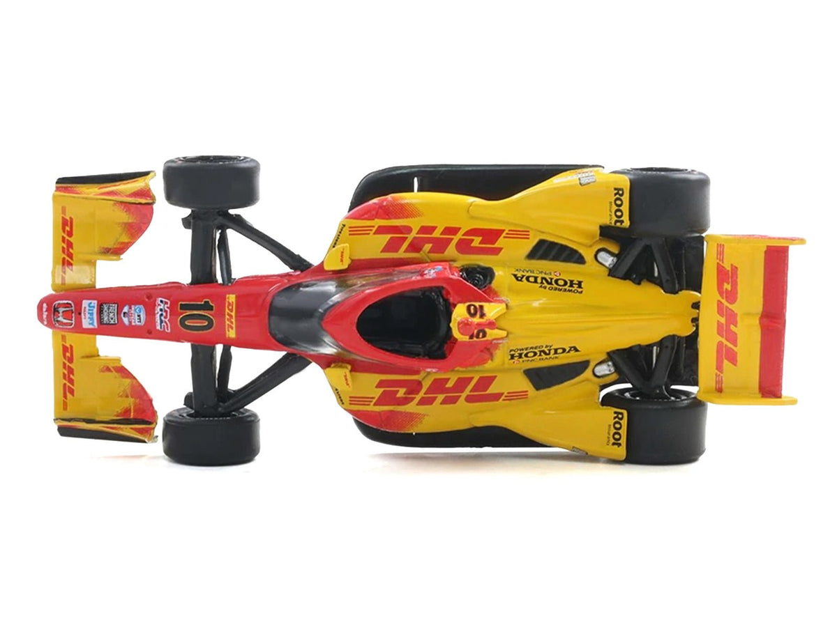 Dallara IndyCar 10 Alex Palou "DHL" Chip Ganassi Racing (Road Course Configuration) Champion "NTT IndyCar Series" (2025) with Trading Card 1/64 Diecast Model Car by IXO Models-IXO-ModelCars.com