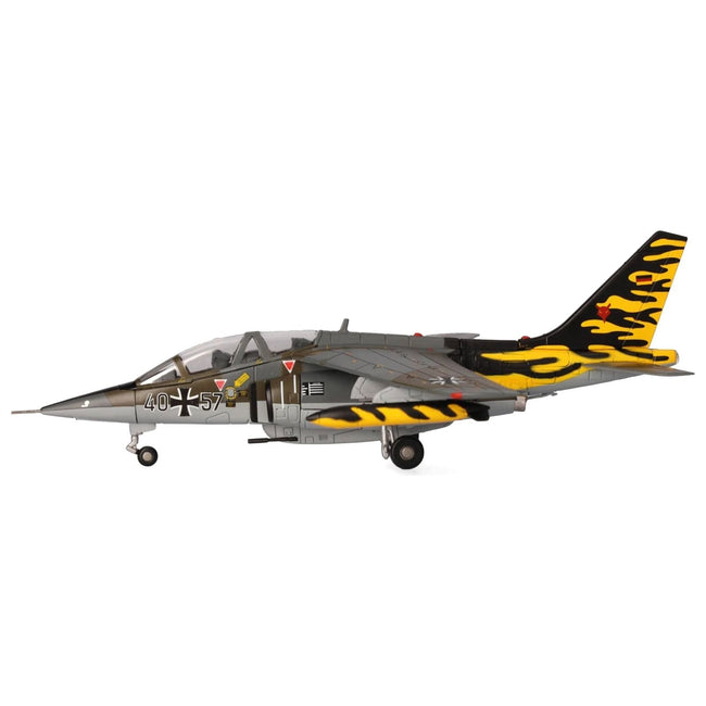 Dassault Alpha Jet A Aircraft "40+57 Fighter-Bomber Wing 43 JaboG 43 Oldenburg Air Base NATO Tiger Meet 1991" German Luftwaffe "Military" Series 1/72 Diecast Model Airplane by Herpa-Herpa-ModelCars.com
