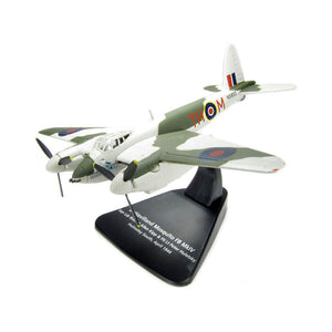 DeHavilland Mosquito FB MKVI Combat Aircraft "Sqd. Ldr. Robert Allen Kip and Flt. Lt. Peter Huletsky Holmsley South" (1944) Royal Air Force "Oxford Aviation" Series 1/72 Diecast Model Airplane by Oxford Diecast