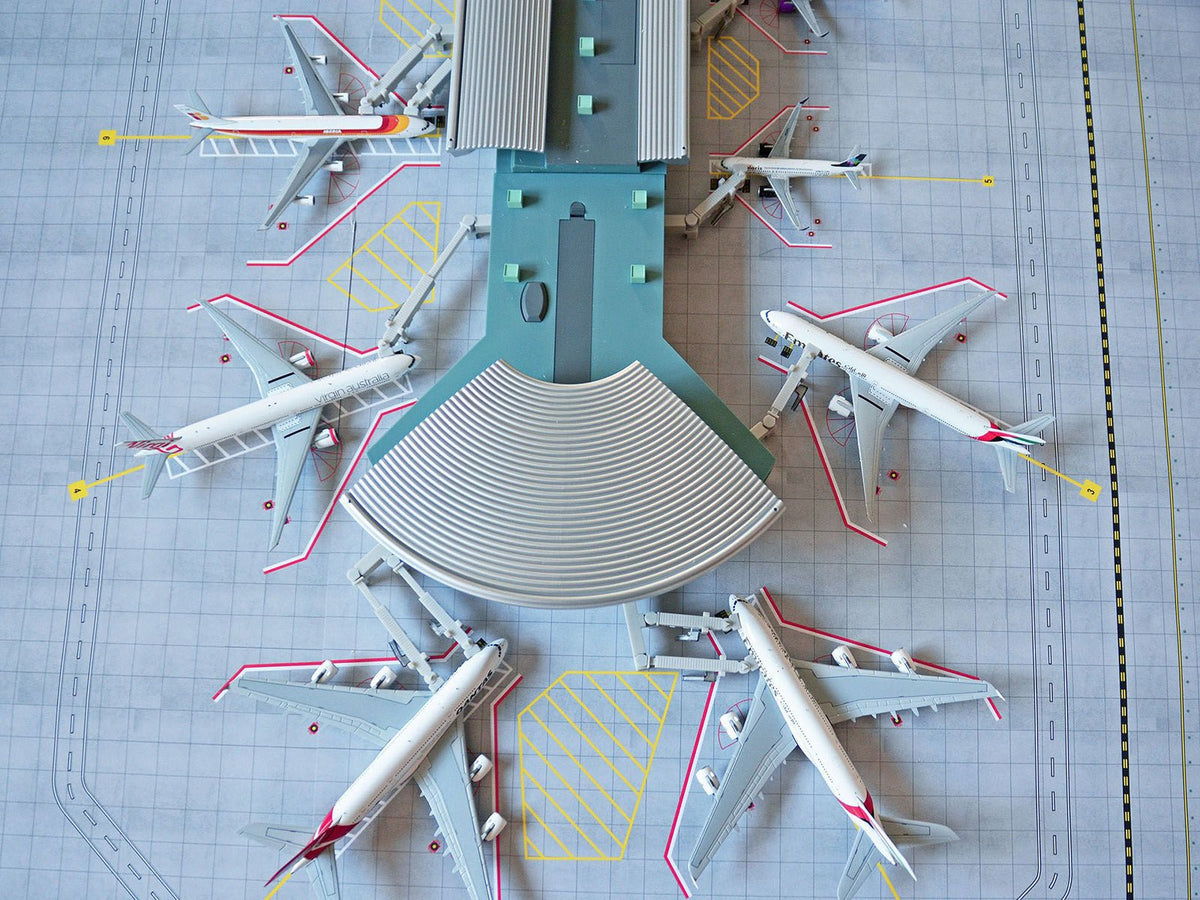 Deluxe Airport Mat for 1/400 Scale Models by GeminiJets-GeminiJets-ModelCars.com