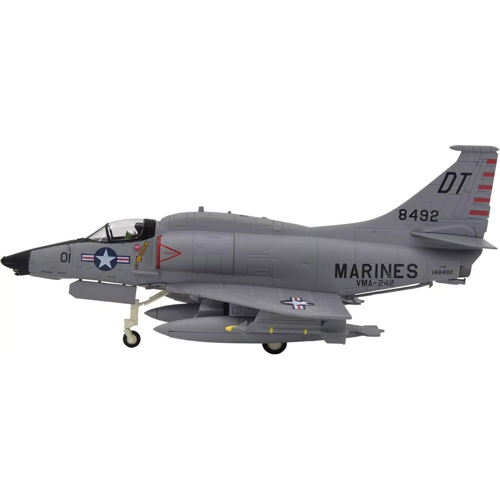 Douglas A - 4D Skyhawk Aircraft "VMA - 242 Bats NAS Key West 1962 Missile Crisis" United States Marine Corps 1/72 Diecast Model Airplane - Other - ModelCars.com