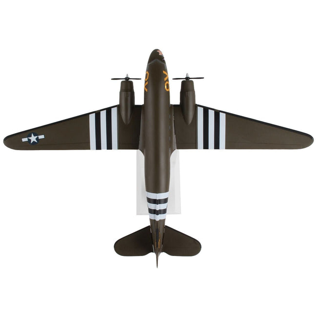 Douglas C - 47 Skytrain Transport Aircraft "Stoy Hora United States Army Air Forces" (292717) Olive Drab (Snap - Fit) 1/80 Plastic Model by Skymarks - Skymarks - ModelCars.com