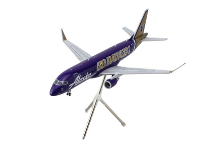 Embraer ERJ-175 Commercial Aircraft "Alaska Airlines/Horizon - University of Washington Huskies" (N662QX) Purple with Gold Tail "Gemini 200" Series 1/200 Diecast Model Airplane by GeminiJetsG2ASA1287-GeminiJets-ModelCars.com