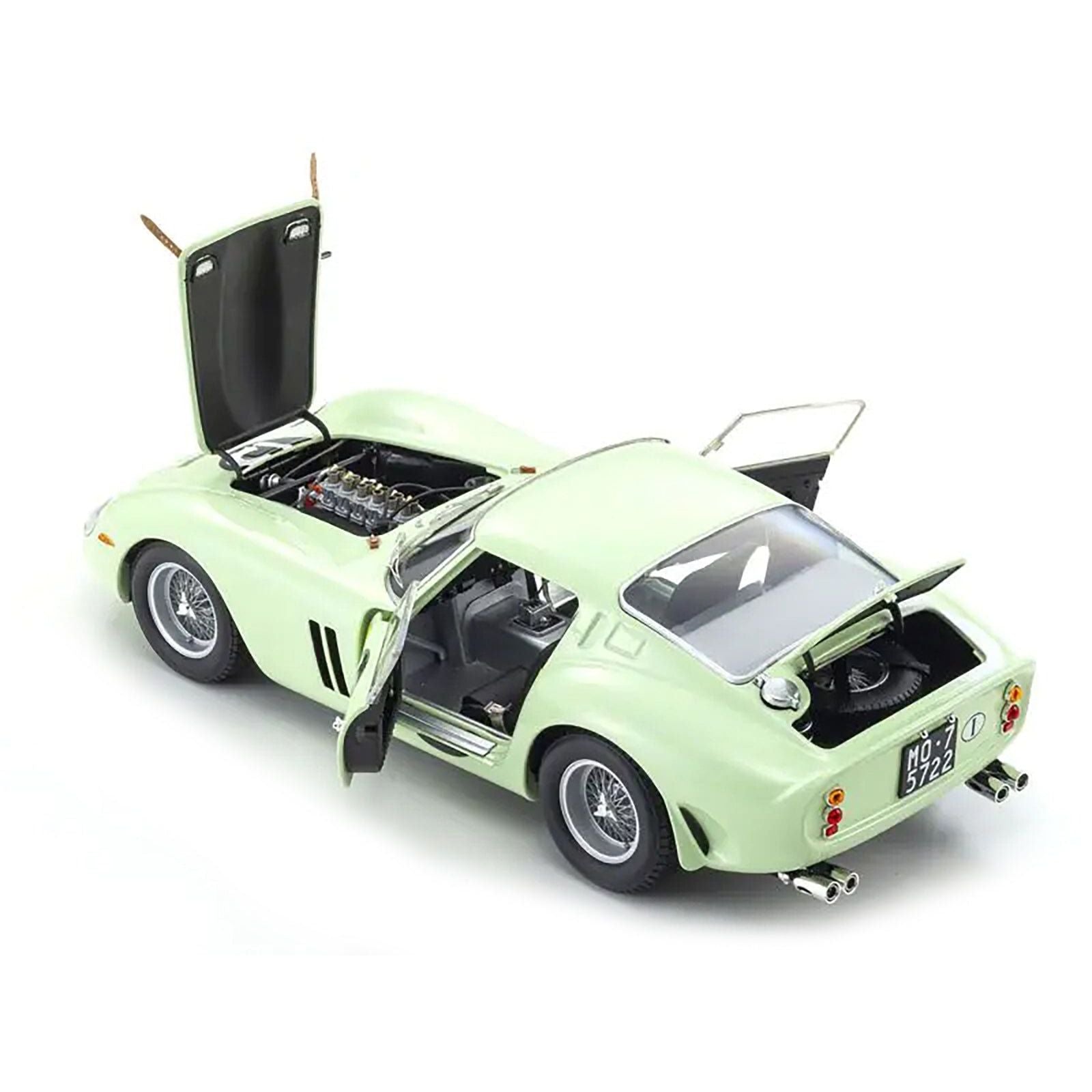 Ferrari 250 GTO 15 Innes Ireland Winner "Goodwood Tourist Trophy" (1962) 1/18 Diecast Model Car by Kyosho - Kyosho - ModelCars.com