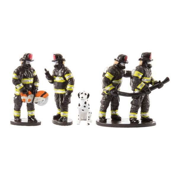 FIREFIGHTER FIGURES & DOG - Lionel - ModelCars.com