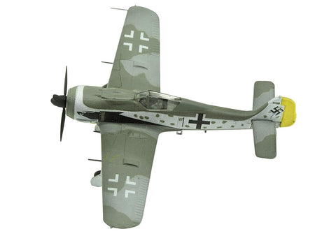 Focke-Wulf Fw 190A-8 Fighter Aircraft "98-Victory Ace Staffelkapitaen Horst Hannig I./JG 2 Triqueville France" (1943) German Luftwaffe 1/72 Diecast Model Airplane-Other-ModelCars.com