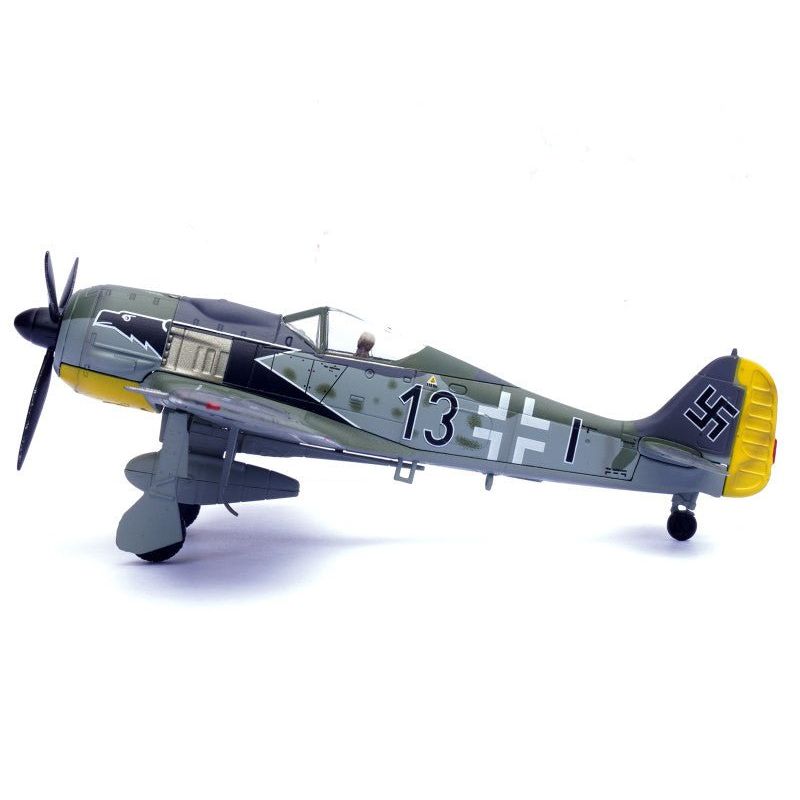 Focke - Wulf Fw 190A Aircraft "Black 13 8./JG 2 Richthofen France" (1943) German Luftwaffe 1/72 Diecast Model Airplane by Legion - Legion - ModelCars.com