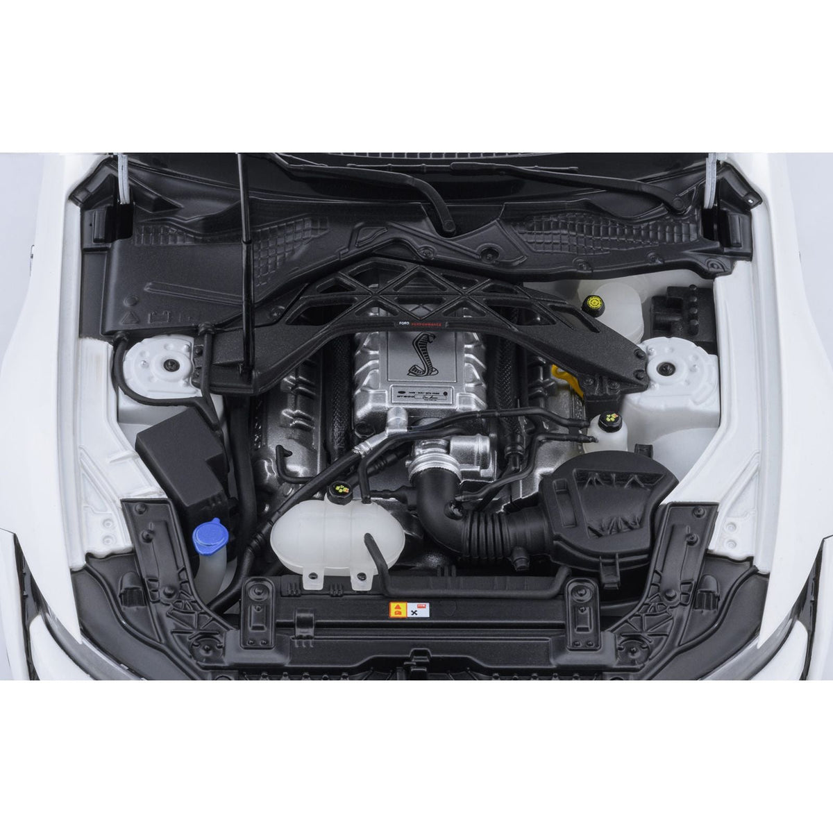 Ford Mustang Shelby GT500 Oxford White with Black Stripes 1/18 Model Car by Autoart-Autoart-ModelCars.com