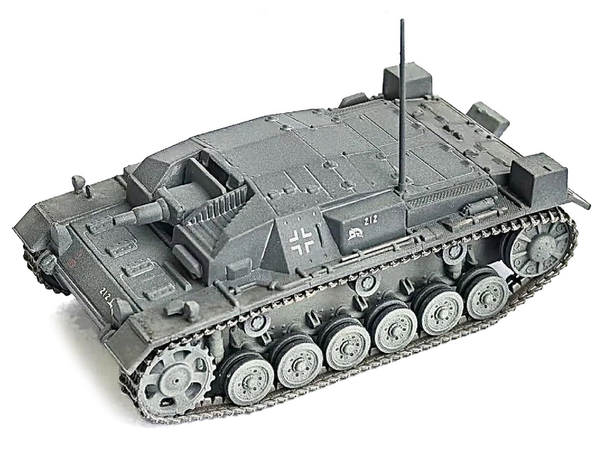Germany StuG. III Ausf.B Tank "StuG.Abt. 226 Eastern Front" (1941) German Army "NEO Dragon Armor" Series 1/72 Plastic Model by Dragon Models-Dragon Models-ModelCars.com