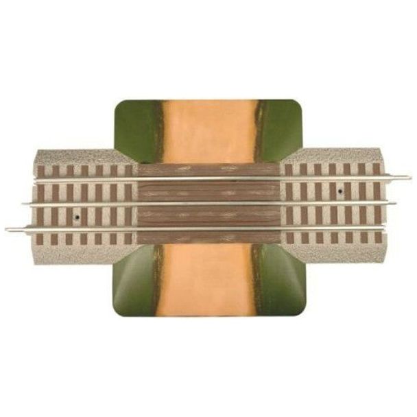 GRADE CROSSING FASTRK - Lionel - ModelCars.com