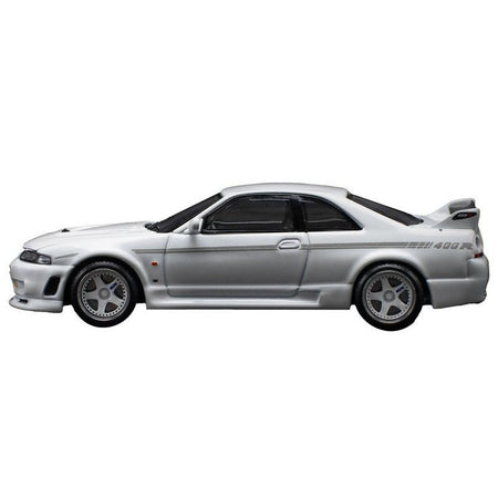 GTR Nismo 400R RHD (Right Hand Drive) White 1/64 Diecast Model Car by Pop Race - Pop Race - ModelCars.com