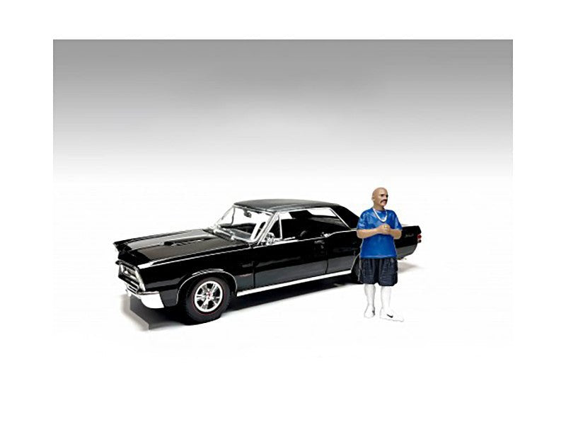 "Hanging Out 3" Figure 3 for 1/24 Scale Models by American Diorama-American Diorama-ModelCars.com
