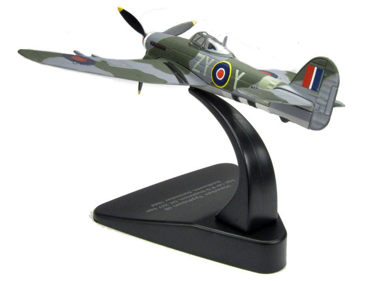 Hawker Typhoon Mk.IB Fighter-Bomber Aircraft "MP126 No.247 Squadron Gerald Stapleton RAF Eindhoven Holland" (1944) Royal Air Force "Oxford Aviation" Series 1/72 Diecast Model Airplane by Oxford Diecast-Oxford Diecast-ModelCars.com