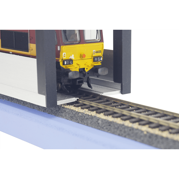 HO MOTIVE PWR DEPOT 14" - DCC Concepts - ModelCars.com