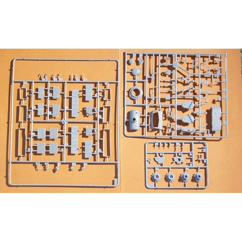 Hobby Boss 1/35 scale T26E4 Super Pershing-Hobby Boss-ModelCars.com