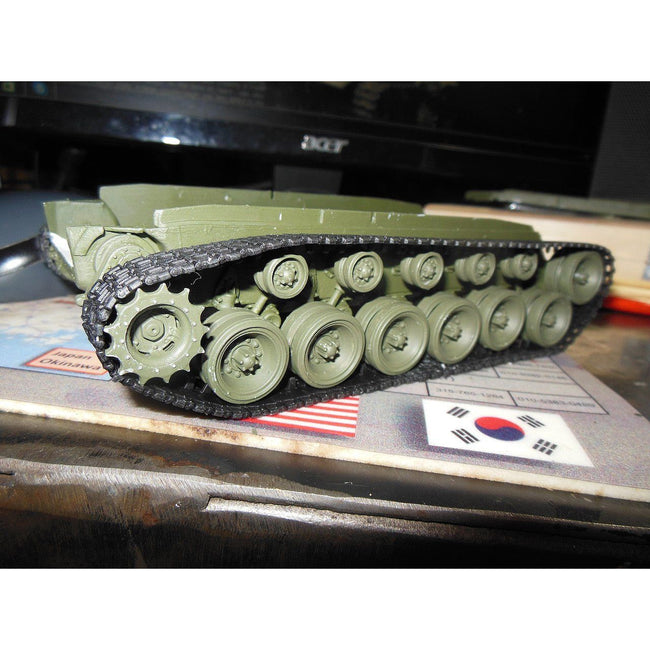 Hobby Boss 1/35 T26E4 Pershing Pilot 2 82427-Hobby Boss-ModelCars.com