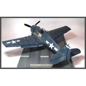 Hobby Boss 1/48 F6F-5 Hellcat 80339-Hobby Boss-ModelCars.com