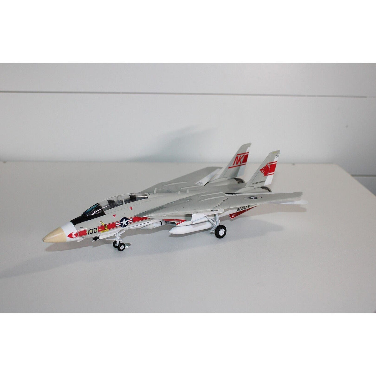 Hobby Boss 1/72 F 14A Tomcat VF 1 Wolf Pack 80279-Hobby Boss-ModelCars.com