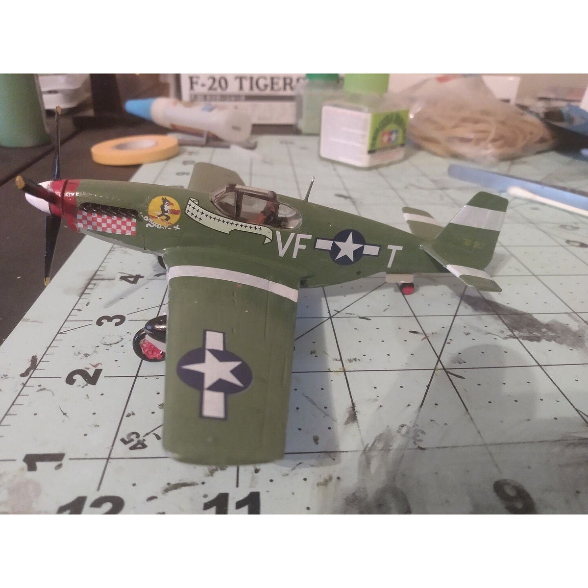Hobby Boss 1/72 P-51B Mustang Fighter 80242-Hobby Boss-ModelCars.com
