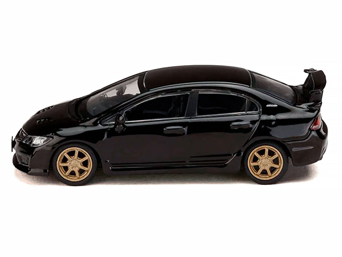Honda Mugen Civic Type R (FD2) RHD (Right Hand Drive) Crystal Black Pearl with Gold Wheels "JDM64" Series 1/64 Diecast Model Car by Hobby Japan-Hobby Japan-ModelCars.com