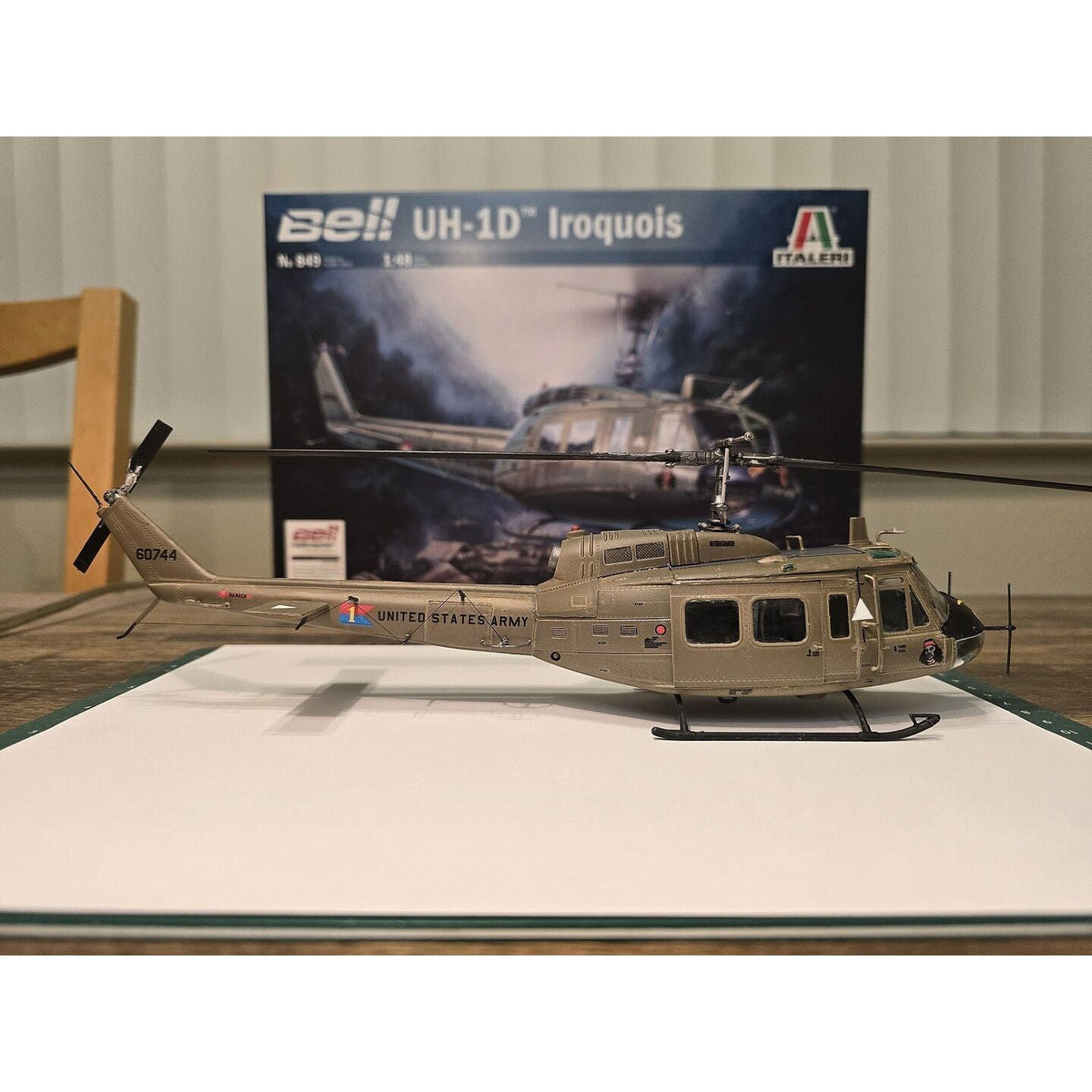 Italeri 1/48 Uh - 1D Iroquois-Italeri-ModelCars.com