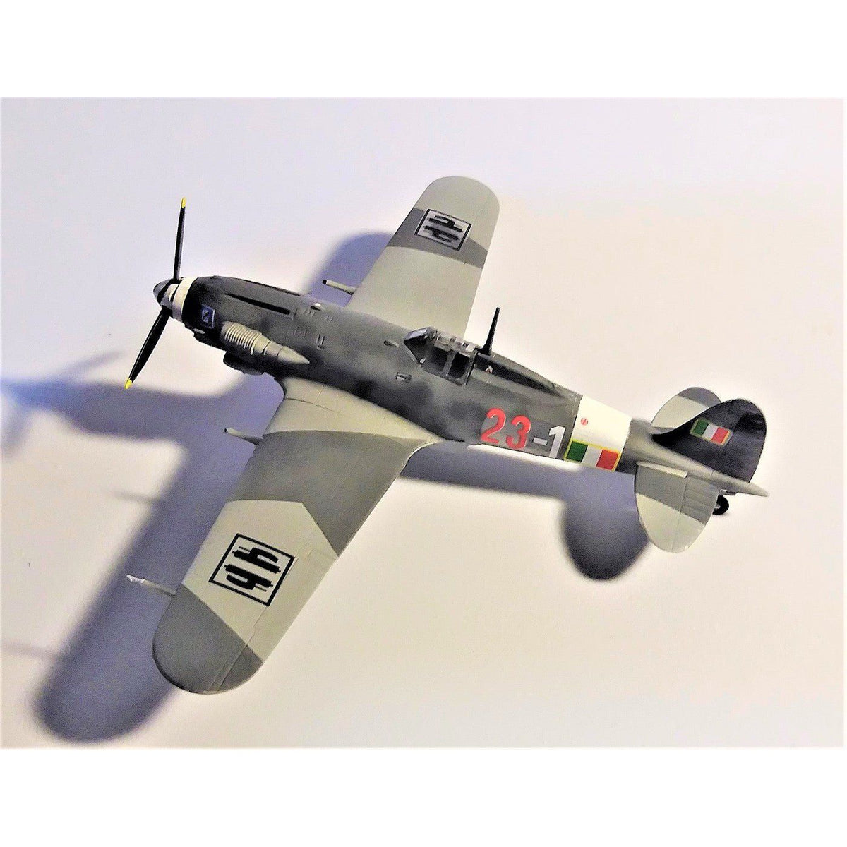 Italeri 1/72 MC. 205 Veltro-Italeri-ModelCars.com