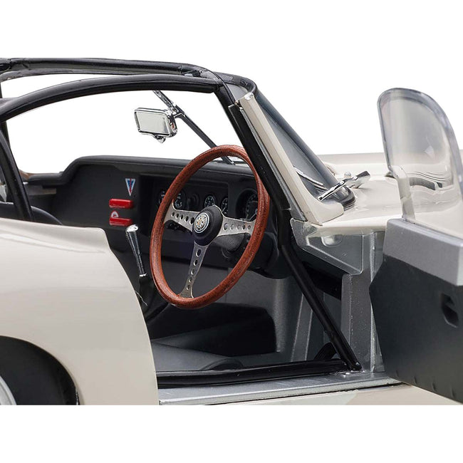 Jaguar Lightweight E Type Roadster RHD (Right Hand Drive) White 1/18 Model Car by Autoart - Autoart - ModelCars.com