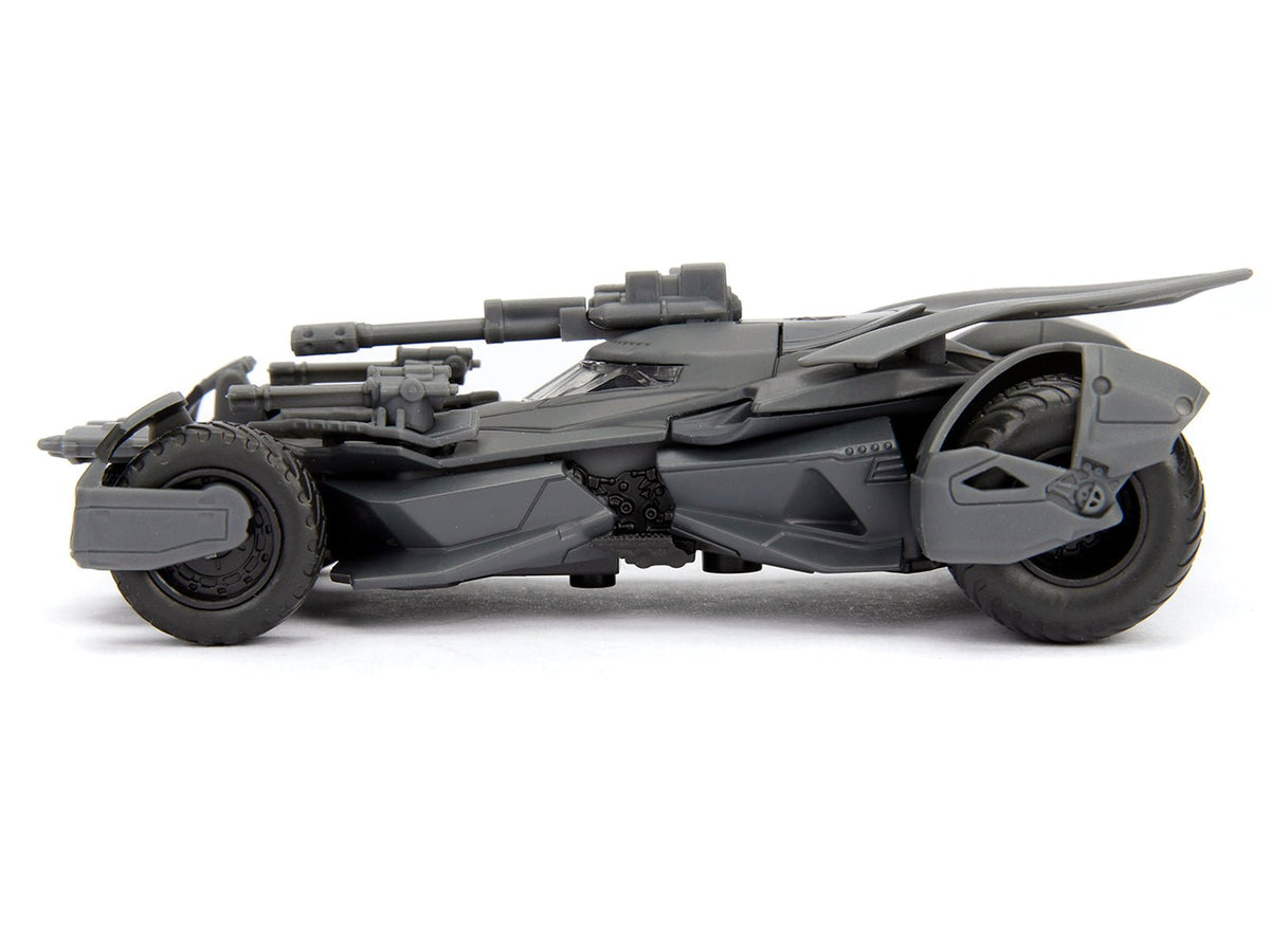 "Justice League" Movie Batmobile 1/32 Diecast Model Car by Jada-Jada-ModelCars.com