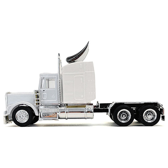 Kenworth W900 Sleeper Cab White 1/87 (HO) Plastic Model Car by Promotex-Promotex-ModelCars.com
