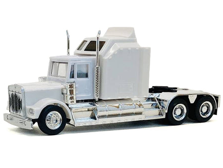 Kenworth W900 with Extra Large Sleeper White 1/87 (HO) Plastic Model Car by Promotex-Promotex-ModelCars.com