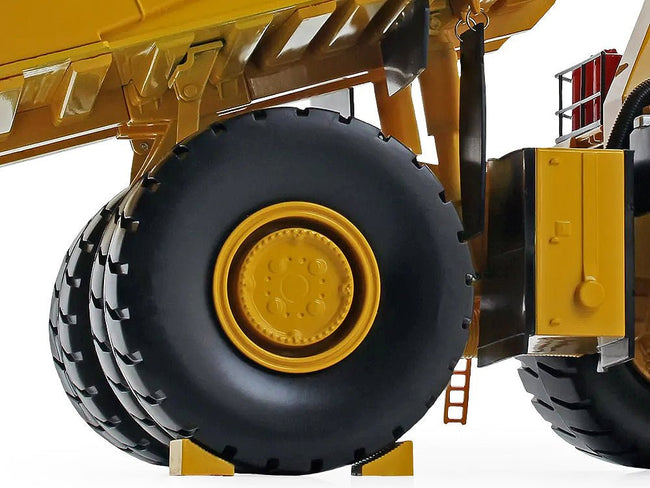 Komatsu 980E-AT Dump Truck 1/50 Diecast Model by First Gear-First Gear-ModelCars.com