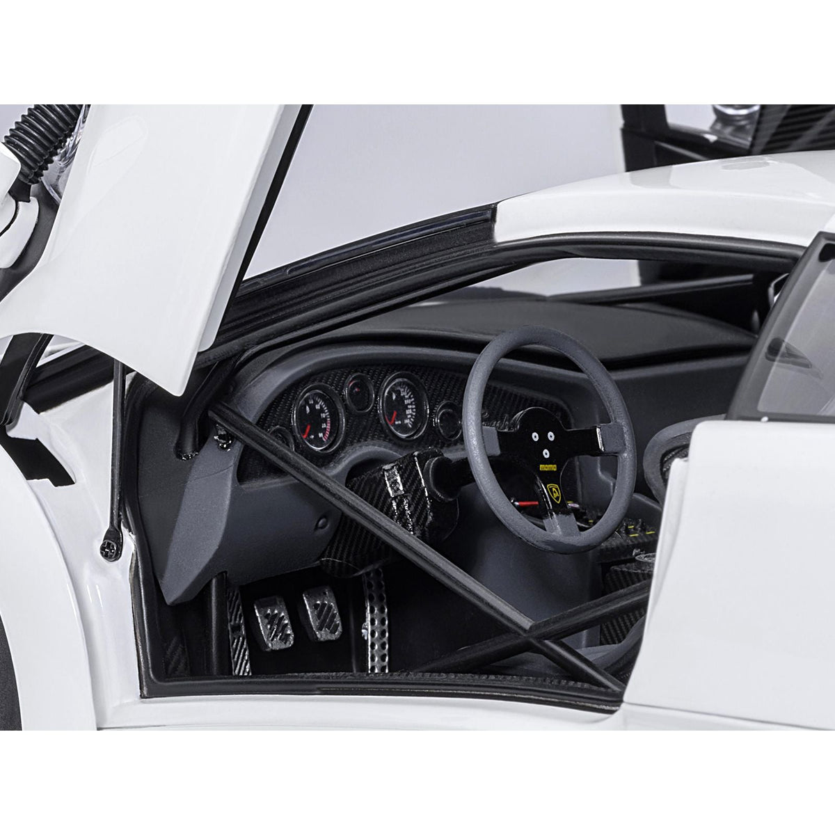 Lamborghini Diablo GTR Impact White 1/18 Model Car by Autoart-Autoart-ModelCars.com