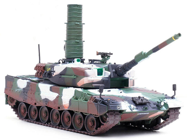 Leopard 2A4 Main Battle Tank with Snorkel "Winter Camouflage" German Army "Armor Premium" Series 1/72 Diecast Model by Panzerkampf-Panzerkampf-ModelCars.com