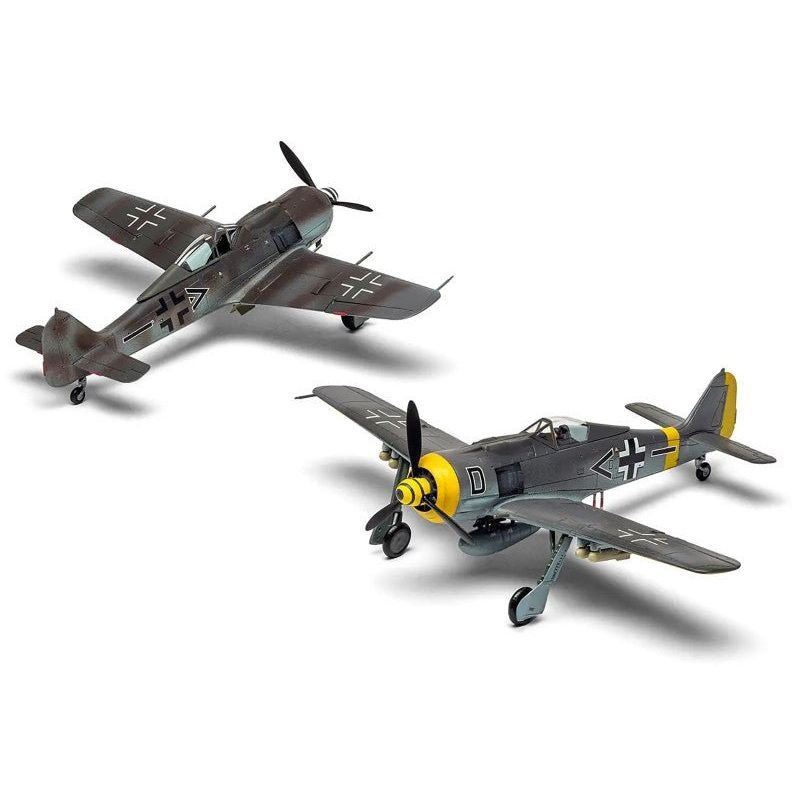 Level 1 Model Kit Focke-Wulf Fw190-A8/F-8 Fighter Aircraft with 2 Scheme Options 1/72 Plastic Model Kit by Airfix-Airfix-ModelCars.com