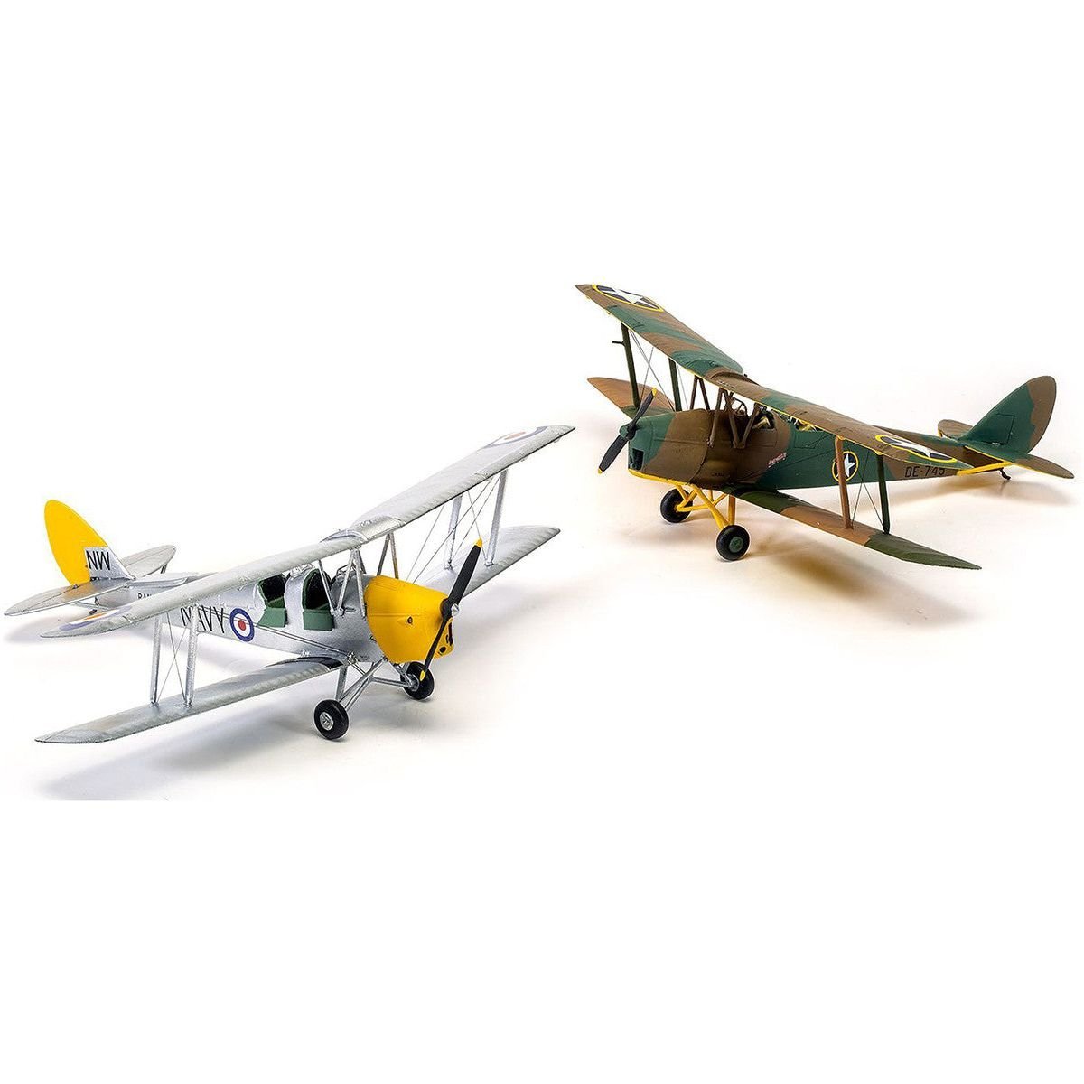 Level 2 Model Kit De Havilland Tiger Moth Aircraft with 2 Scheme Options 1/72 Plastic Model Kit by Airfix-Airfix-ModelCars.com
