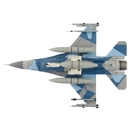 Lockheed F-16C Fighting Falcon Fighter Aircraft "86-0335 Blue Splinter 354th Wing 18th AGRS Eielson AFB" (2018) United States Air Force "Air Power Series" 1/72 Diecast Model by Hobby Master-Hobby Master-ModelCars.com