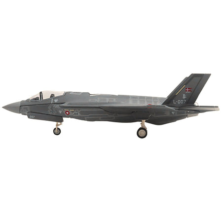 Lockheed Martin F-35A Lightning II Aircraft "Eskadrille 727 Skrydstrup Air Base" (L-007) Royal Danish Air Force 1/200 Diecast Model by Herpa-Herpa-ModelCars.com