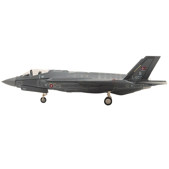 Lockheed Martin F-35A Lightning II Aircraft "Eskadrille 727 Skrydstrup Air Base" (L-007) Royal Danish Air Force 1/200 Diecast Model by Herpa-Herpa-ModelCars.com