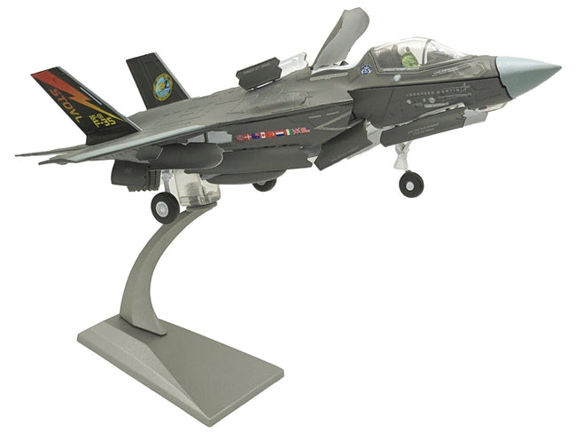 Lockheed Martin F-35B (STOVL) Lightning II Aircraft "BF-01 Prototype Air Test an Evaluation Squadron 23 (VX-23) Salty Dogs" (2009) United States Navy 1/72 Diecast Model Airplane-Other-ModelCars.com