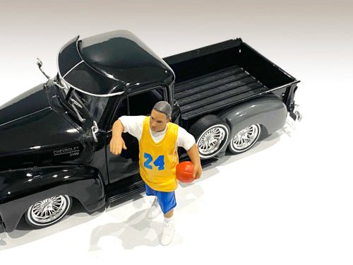 "Lowriderz" Figurine III for 1/24 Scale Models by American Diorama-American Diorama-ModelCars.com