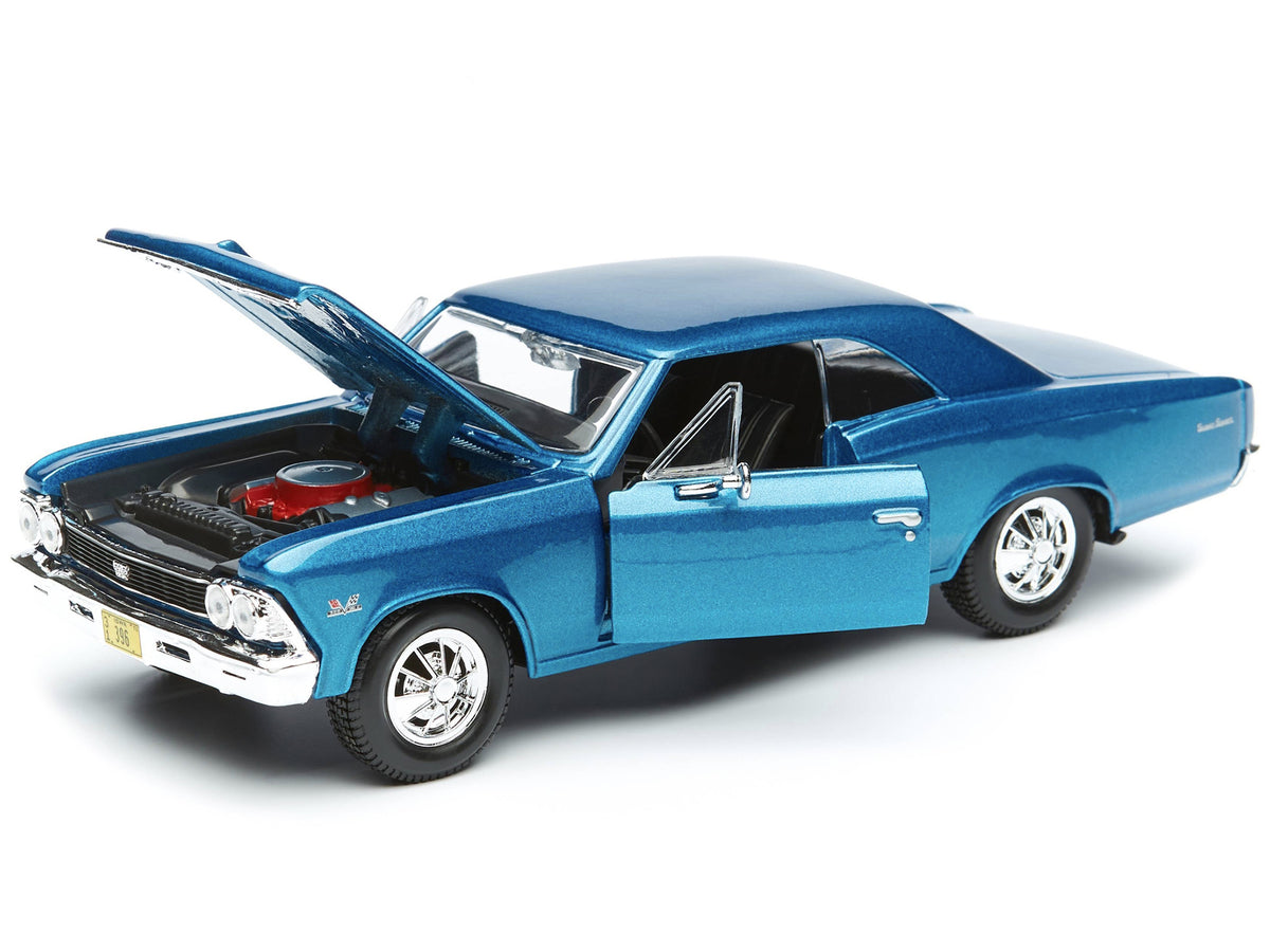 1966 Chevrolet Chevelle SS 396 Blue Metallic 1/24 Diecast Model Car by Maisto - view 3