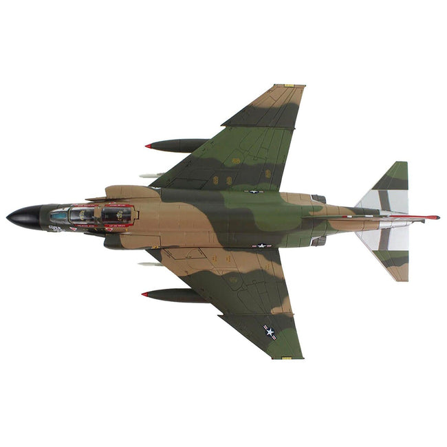 McDonnell Douglas EF - 4C Wild Weasel Fighter - Bomber Aircraft "64 - 0840 67th TFS Korat RTAFB Super Cocks Swiss Samilar" (1971) United States Air Force "Air Power Series" 1/72 Diecast Model by Hobby Master - Hobby Master - ModelCars.com