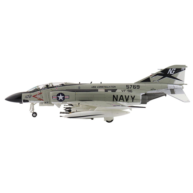 McDonnell Douglas F - 4J Phantom II Fighter - Bomber Aircraft "Showtime 106 155769 VF - 96 Fighting Falcons USS Constellation" (1972) United States Navy "Air Power Series" 1/72 Diecast Model by Hobby Master - Hobby Master - ModelCars.com