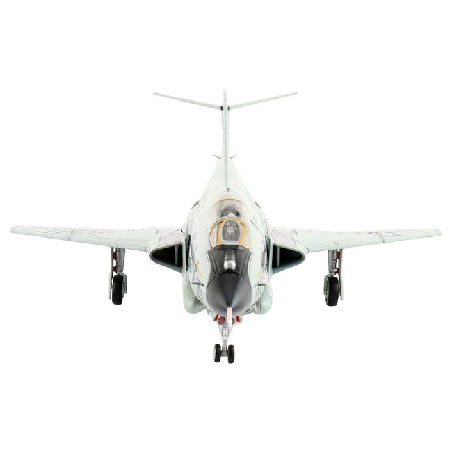 McDonnell F - 101B Voodoo Fighter Aircraft "World Champs 65 62nd Fighter Squadron K. I. Sawyer Air Force Base" United States Air Force "Air Power Series" 1/72 Diecast Model by Hobby Master - Hobby Master - ModelCars.com