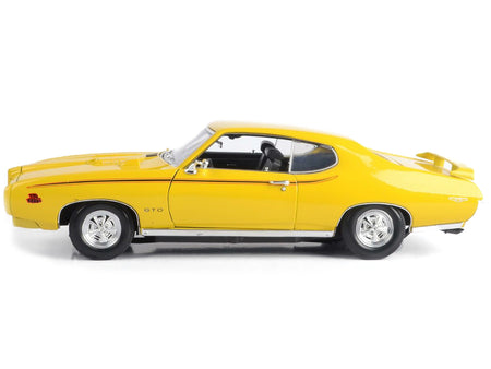 1969 Pontiac GTO Judge Orange 1/18 Diecast Model Car by Motormax - view 3