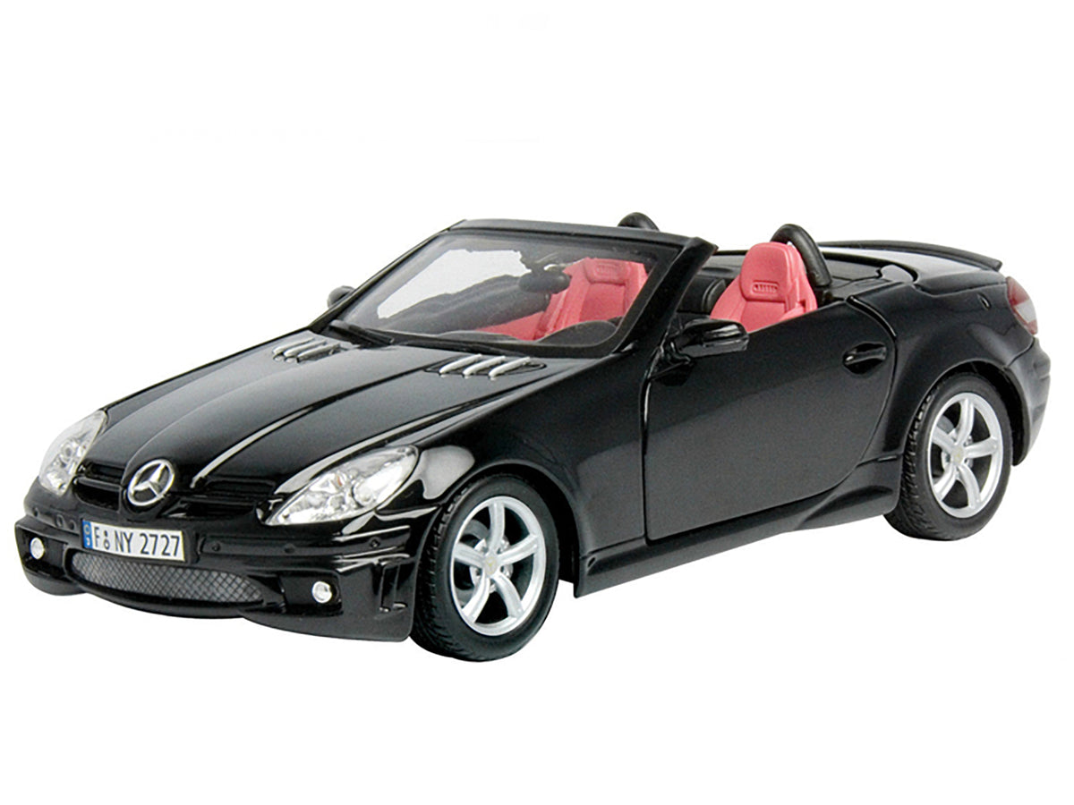 2005 Mercedes SLK55 AMG Black 1/18 Diecast Model Car by Motormax - view 2