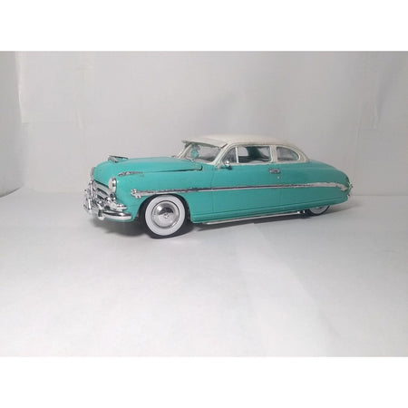 Moebius 1200 1953 Hudson Hornet 1/25 scale-Moebius-ModelCars.com